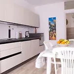 Giada On The Sea Villa *