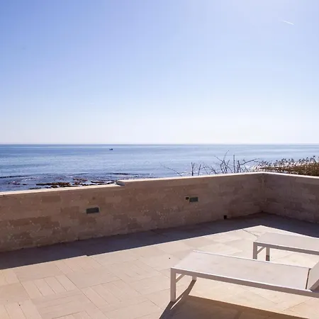 Giada On The Sea Villa *