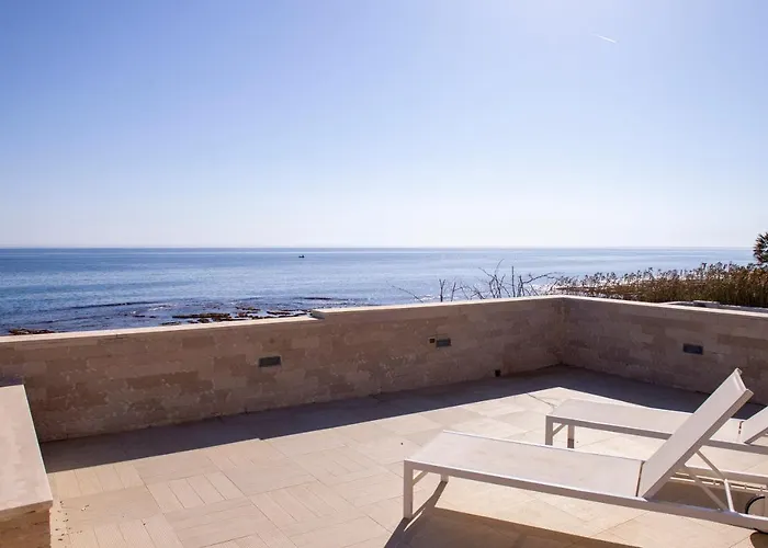 Giada On The Sea Villa *